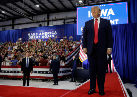 Trump rallies restored in Kansas and Iowa before midterm vote