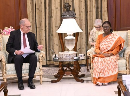 President Murmu Hosts Swiss President Guy Parmelin at Rashtrapati Bhavan