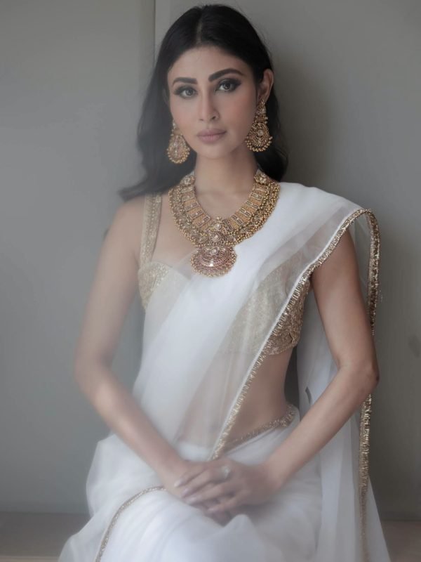 Vibe: "Serenity woven in white."
