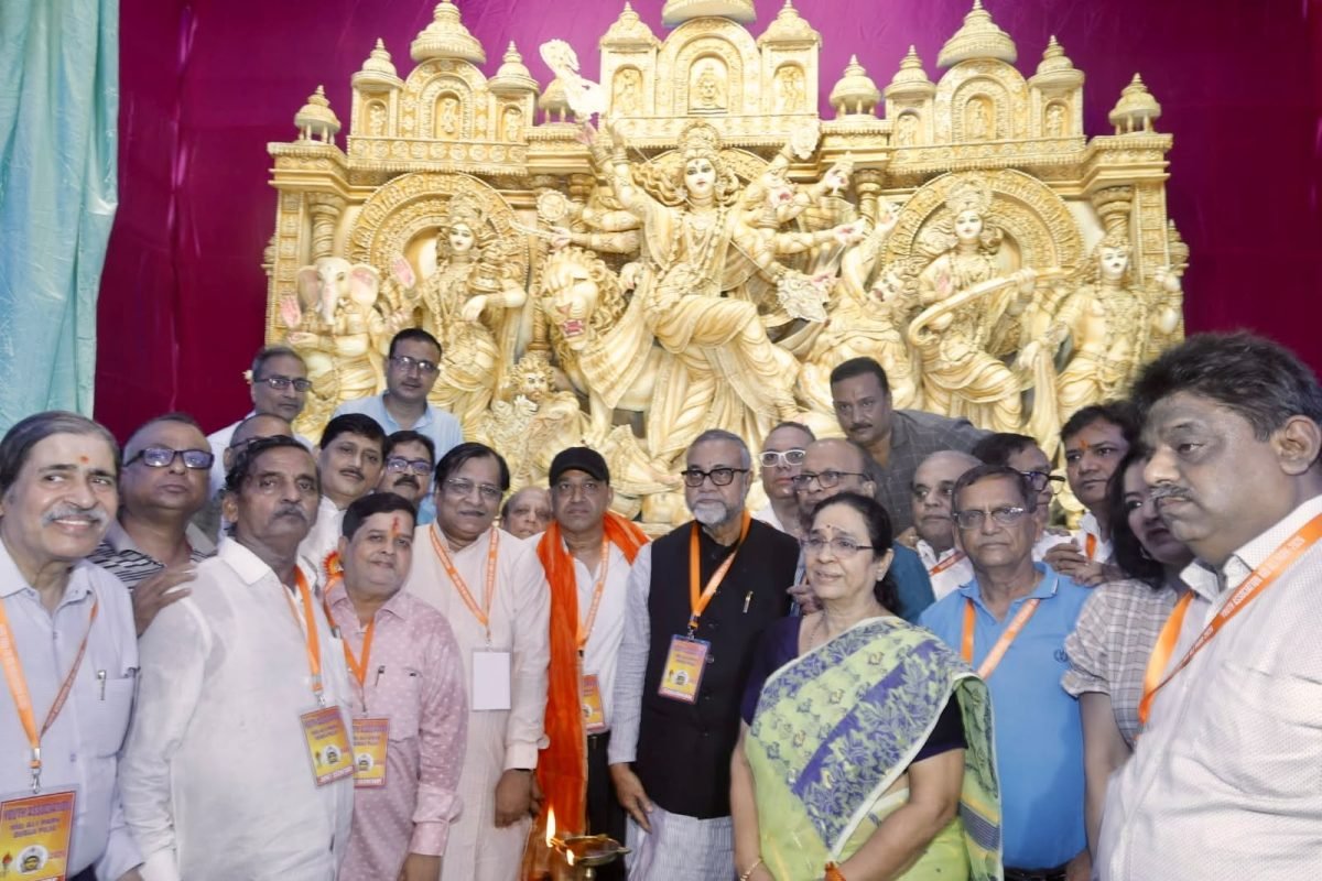 Mohammad Ali Park Durga Puja 2026 Unveils ‘Ancient Ram Mandir’ Theme