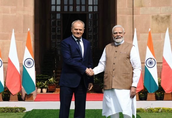 PM Modi Welcomes Poland PM Donald Tusk at Hyderabad House