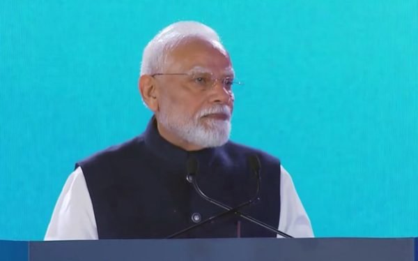 India’s Renewable Energy Capacity Reaches 300 GW, Up Fourfold Since 2014