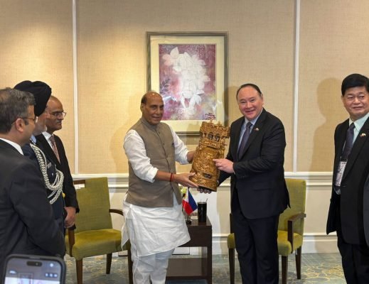Rajnath Singh Holds Talks with Philippines Defence Secretary to Strengthen Strategic Ties