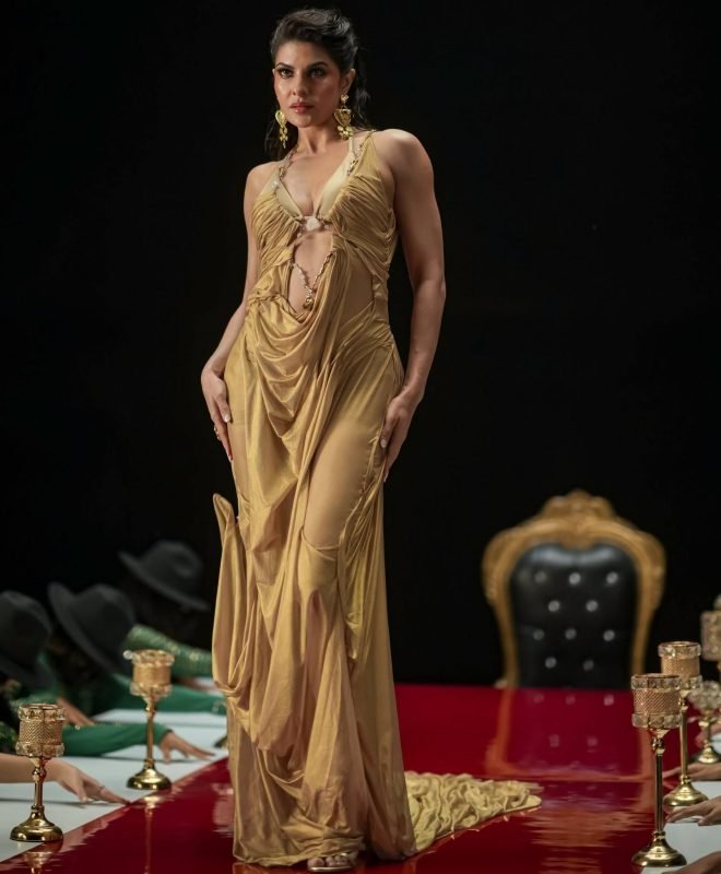 Golden goddess, timeless grace ✨
