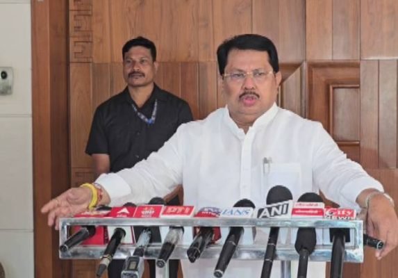 INDIA Bloc Protest March: Vijay Wadettiwar Targets SIR Process