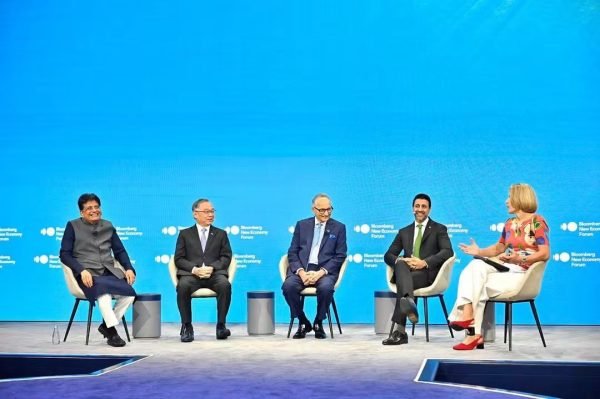 Piyush Goyal Highlights Aatmanirbhar Bharat and Trusted Global Partnerships at Bloomberg New Economy Forum