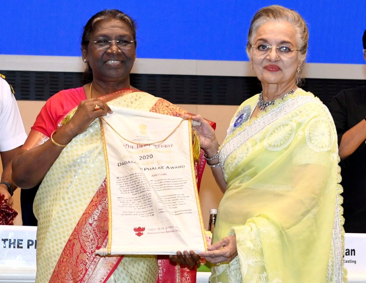 President Droupadi Murmu Confers 68th National Film Awards