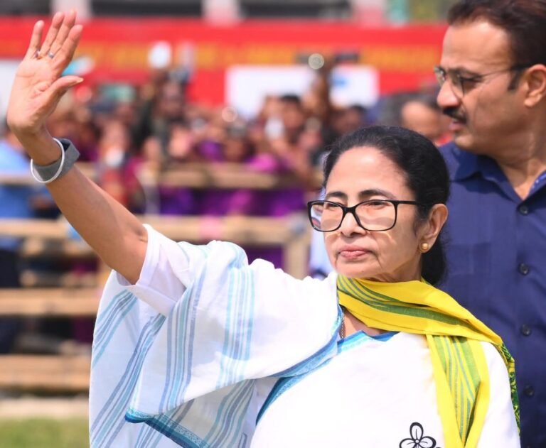 Bengal CM Mamata Banerjee Warns Opposition, Signals Strong Public Support for TMC