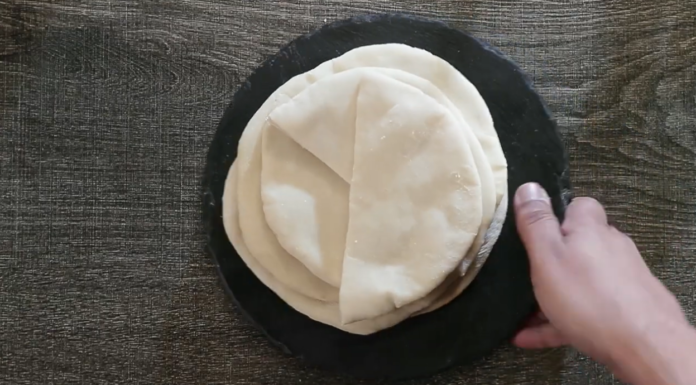 Homemade pita bread recipe