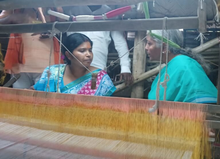 Nirmala Sitharaman Interacts with Weavers in Kalna, Highlights NDA Government’s Handloom Initiatives