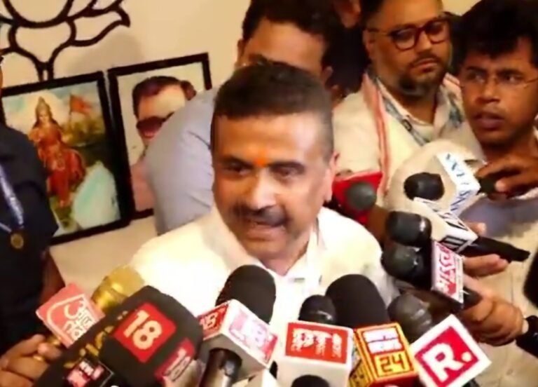 Suvendu Adhikari Alleges Voter List Irregularities, Tension Flares at Bhawanipur Polling Booth