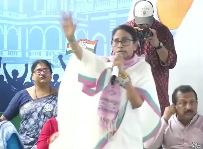 Mamata Banerjee Accuses Modi Government of ‘Gerrymandering’ via Women’s Bill, Claims BJP’s Decline Has Begun