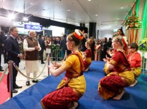 PM Narendra Modi Receives Grand Welcome in Gothenburg as Indian Community Cheers During Sweden Visit