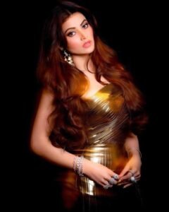 Urvashi Rautela Serves Bold, Beautiful & Breathtaking Fashion Goals